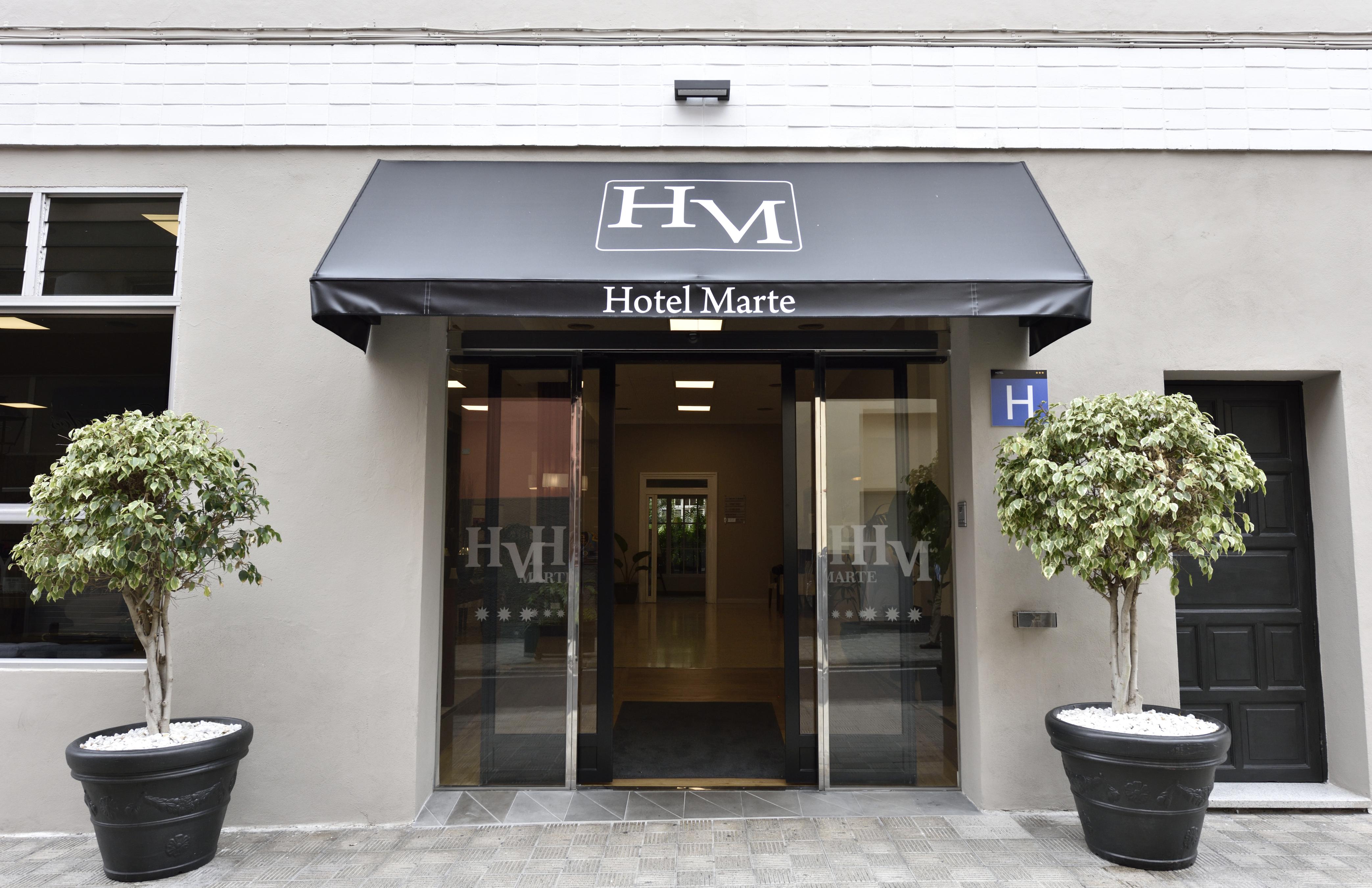Hotel Marte ปูแอร์โตเดลาครูซ ภายนอก รูปภาพ