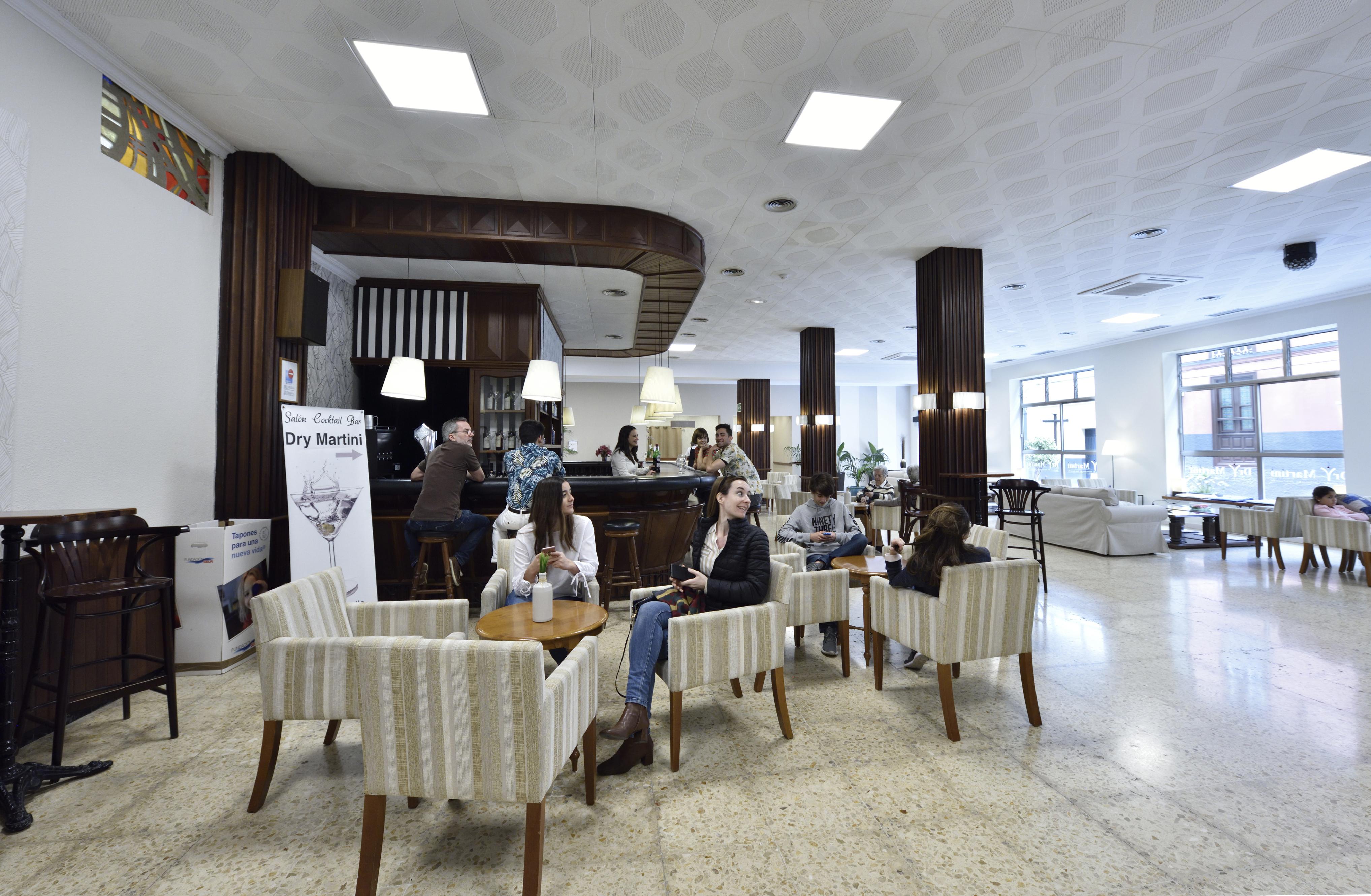 Hotel Marte ปูแอร์โตเดลาครูซ ภายนอก รูปภาพ