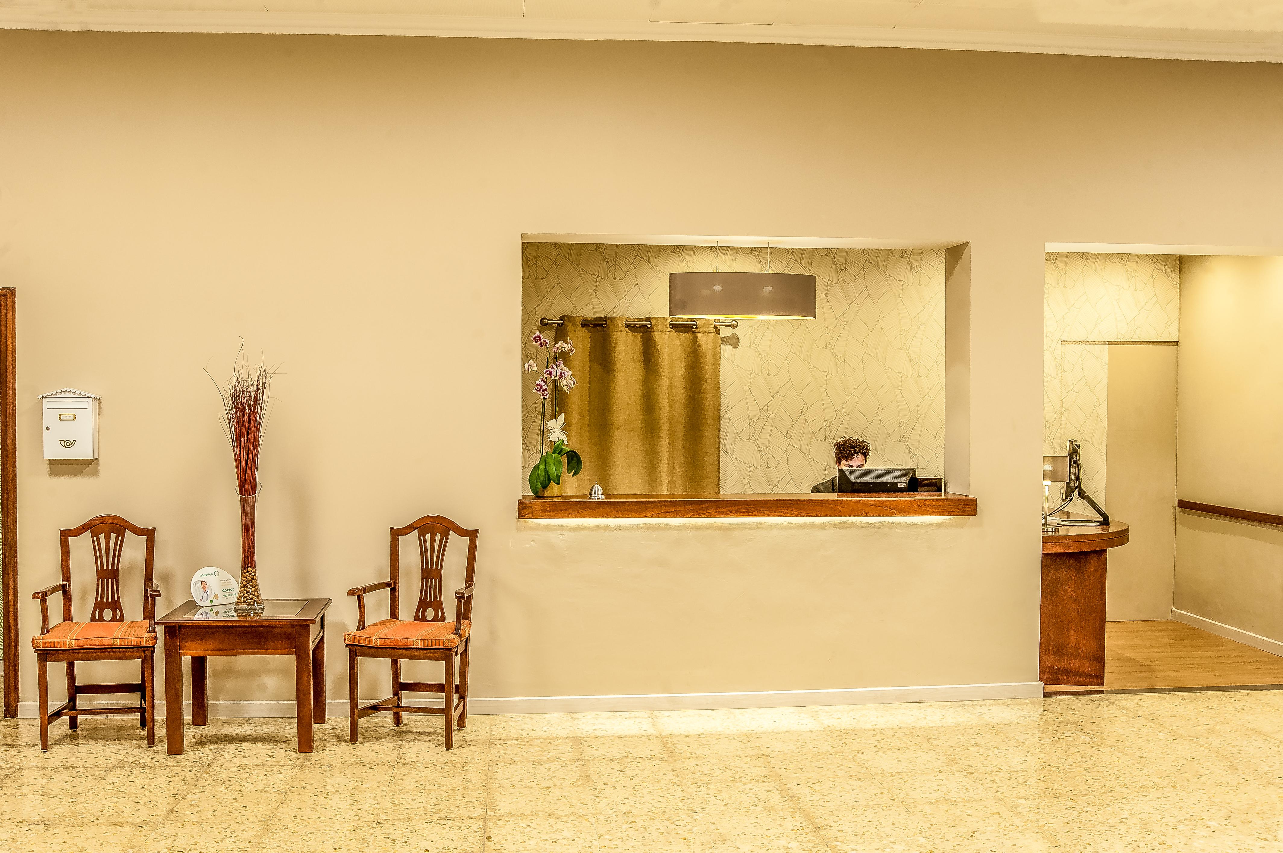 Hotel Marte ปูแอร์โตเดลาครูซ ภายนอก รูปภาพ